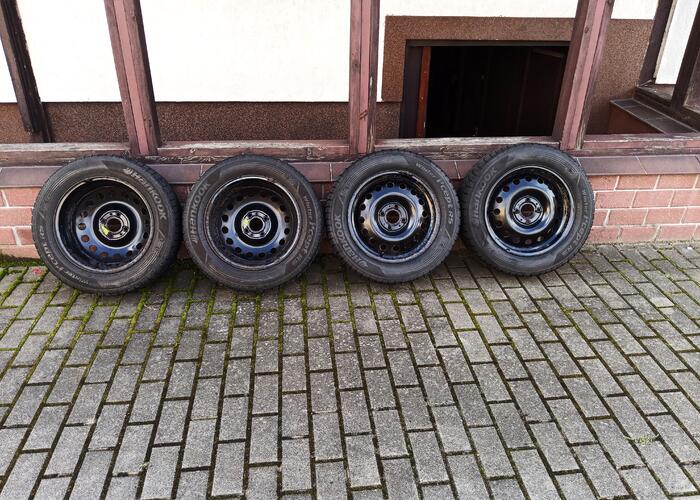 Grajewo ogłoszenia: Sprzedam 4 koła 15 .opony zimowe słabe ,felgi dobre 4*100...